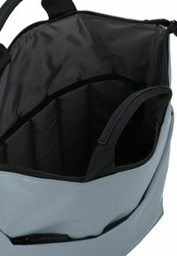 Jost TOLJA  - Rucksack - hellgrau