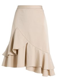 Beige asymmetrisk kjol med volangkant, tillverkad av mjukt tyg. Har en åtsittande midja och lagerdesign som ger en flödande textur.