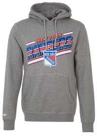 Sudadera gris con capucha, que presenta un logo impreso de "New York Rangers" en azul y rojo, y bolsillos frontales tipo pouch. Textura de tela suave.