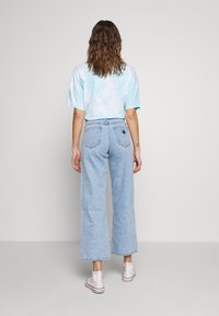 Abrand Jeans Flared jeans - light blue denim