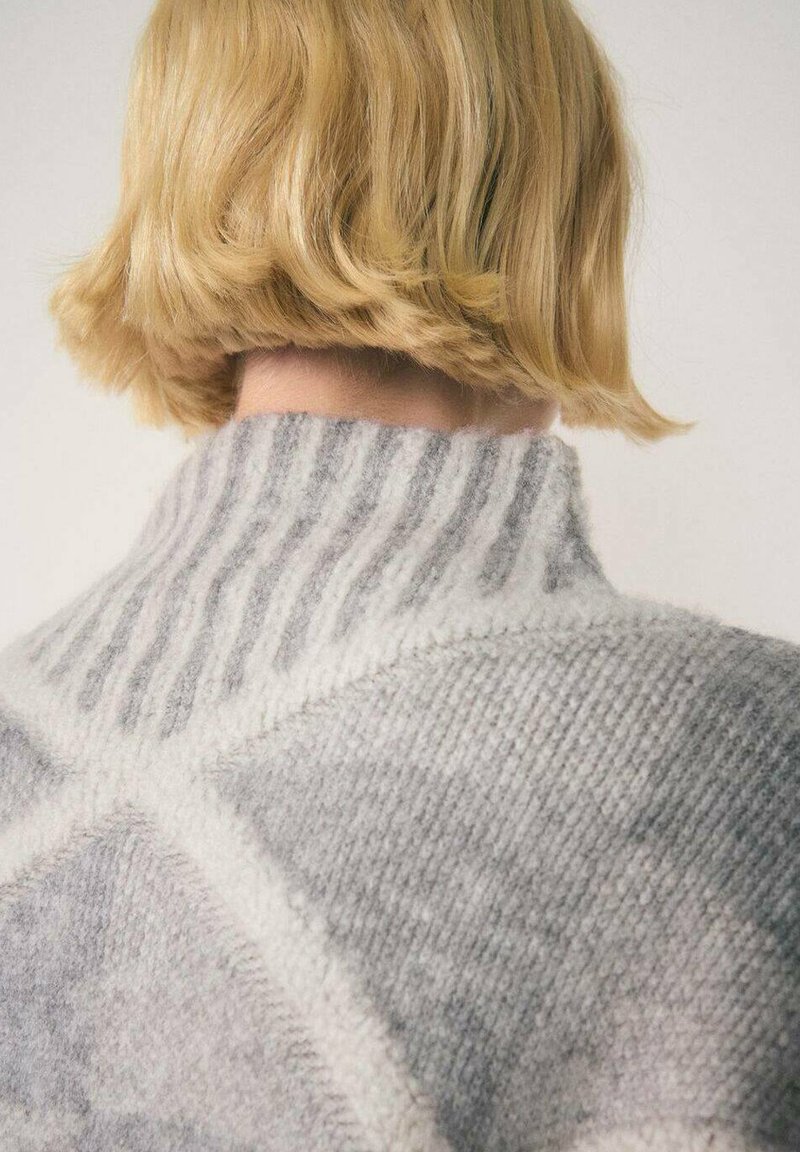 Mango ROMBU - Vesta - grey