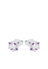 Orecchini d'argento con design floreale, arricchiti da pietre preziose rosa, viola e trasparenti. Accento a farfalla dettagliato al centro.