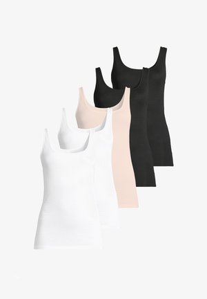 Cinque canottiere senza maniche in bianco, beige e nero, disposte sovrapposte in una fila sfalsata su sfondo bianco.