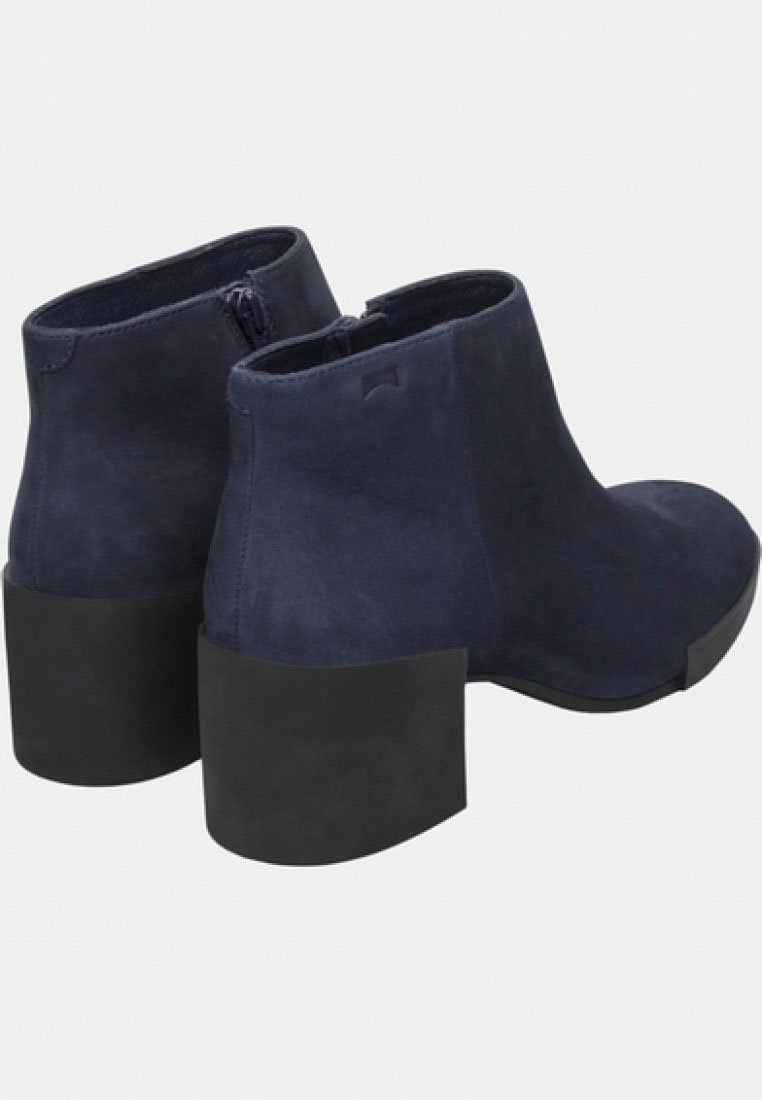 camper blue boots