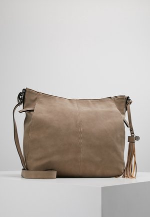 Torba na ramię z taupe skóry z regulowanym paskiem, środkowym szwem i detalem w postaci frędzla wiszącego z jednej strony.