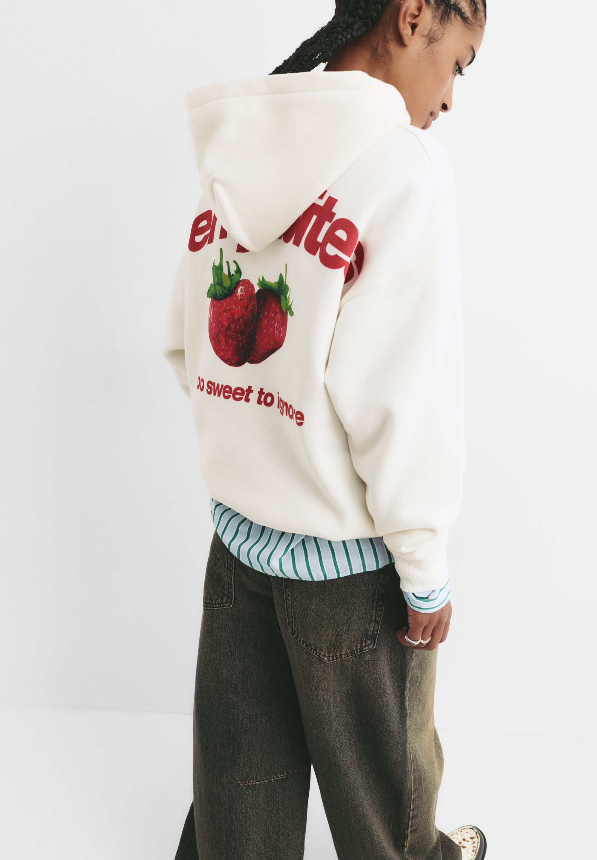 Pull&Bear - Sweat à capuche court en maille à manches ballon - Noir | ASOS