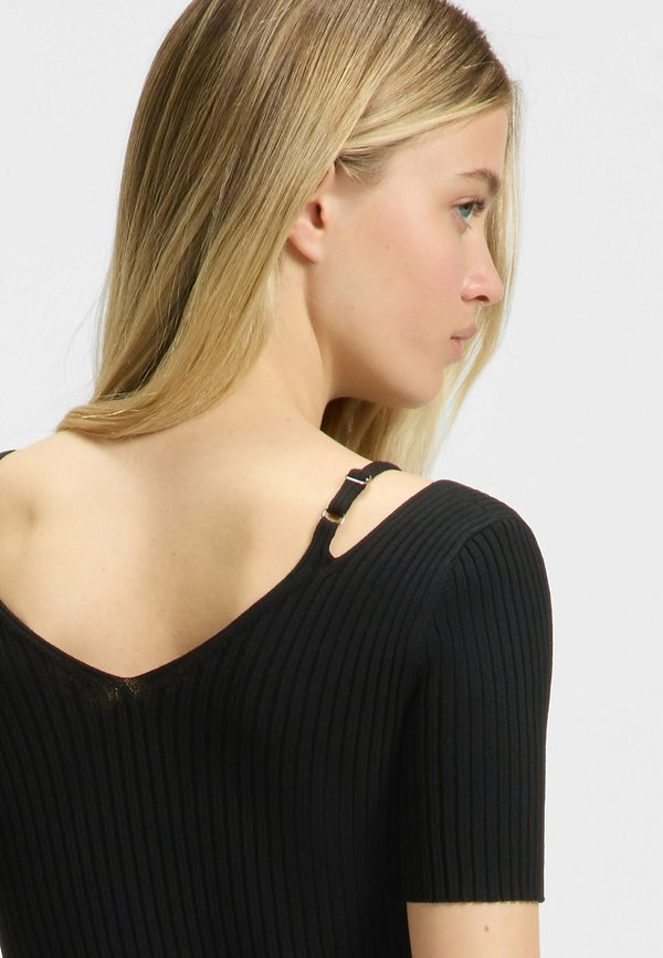 SHATY - Shift dress3