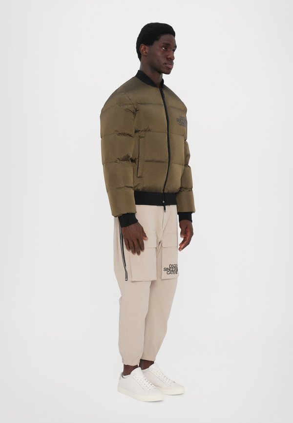 EASY PUFFER - Bomber Jacket3