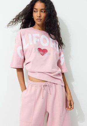Stradivarius, CALIFORNIA PRINT T-SHIRT - Langarmshirt - pink