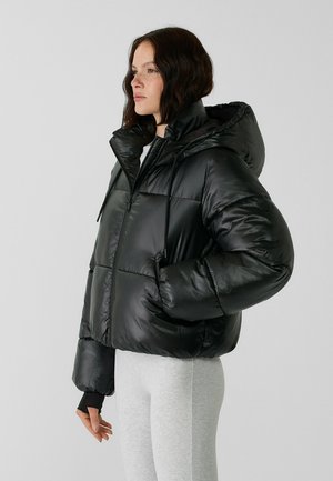 Stradivarius PUFFER - Giacca invernale - black