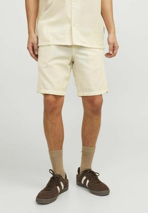 Jack & Jones Shorts - fields of rye