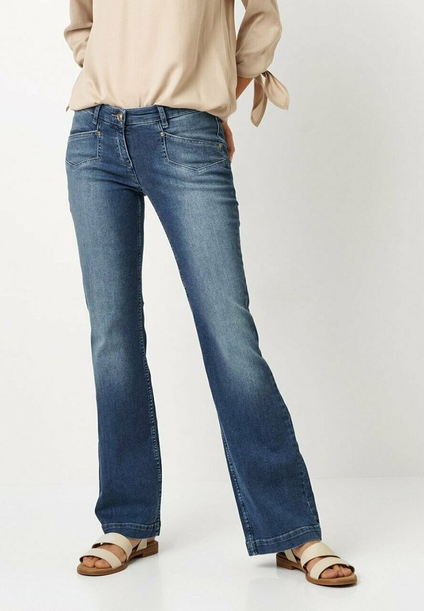 STYLE PERFECT SHAPE - Flared Jeans