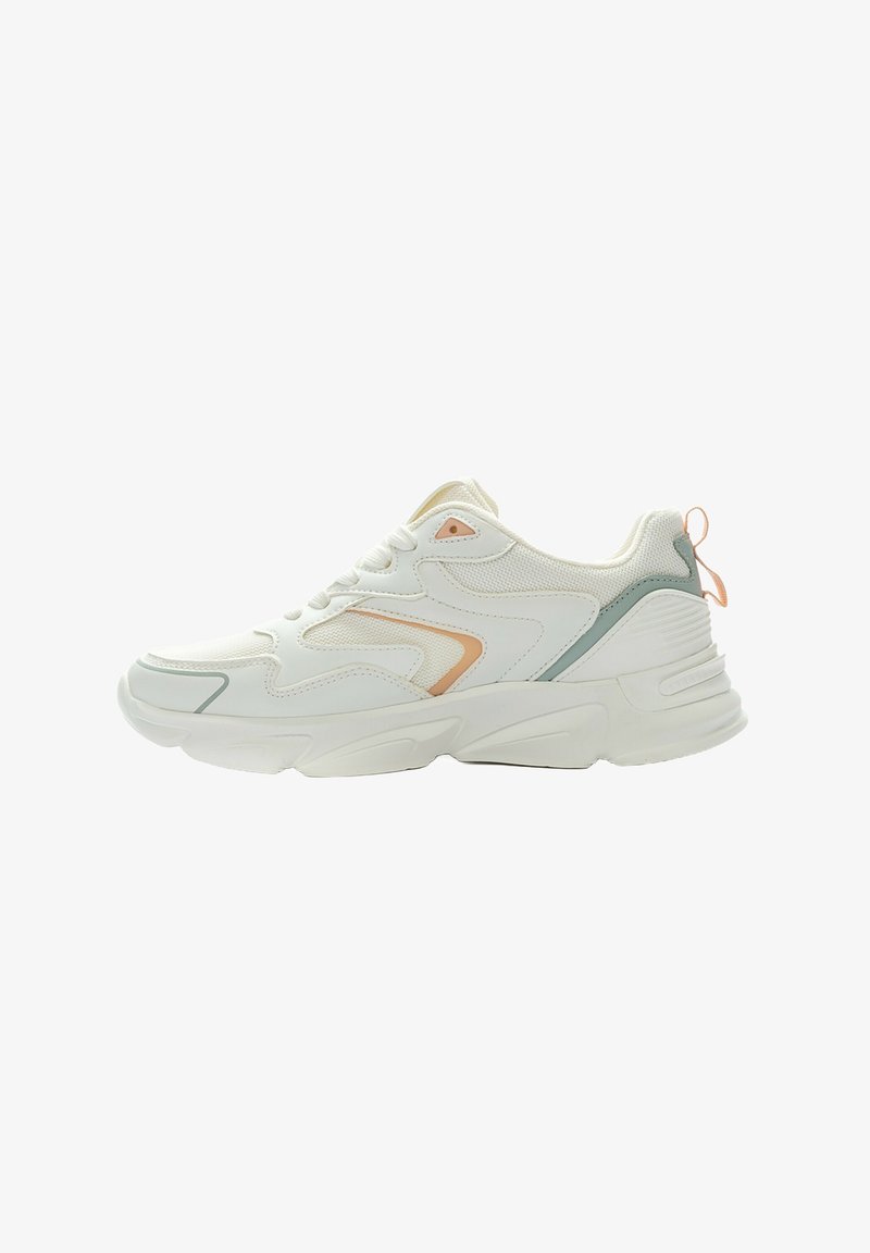 Sneakers met een witte gladde synthetische bovenkant, mesh accenten, lichtgroene en perzikkleurige details, ronde neus en een stevige witte zool.