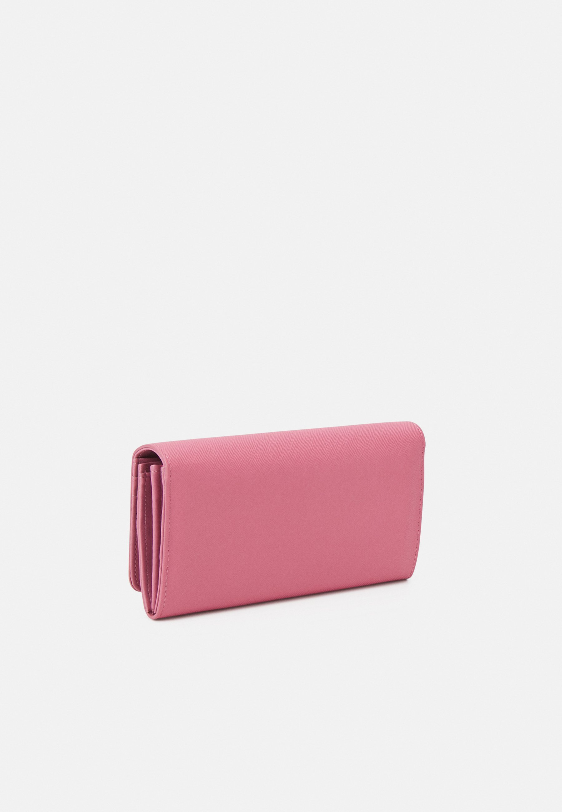 折りたたみ財布 VALENTINO portafoglio compatto in pelle rosa quarzo con zip Valentino Garavani Rockstud Wallet on Chain - Pink