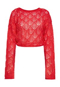 Rood gehaakt crop top met lange mouwen, met een delicate patroonstructuur en open geweven textuur, die de verfijnde details benadrukt.