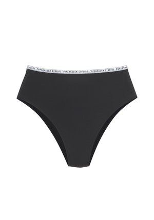 Felső derékig érő fekete bikini alsó, sima anyagból, fehér márkázott gumis derékkal, rajta a 'Copenhagen Studios' felirattal.