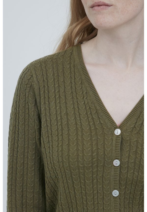 FRBELIVE - Cardigan - hedge2