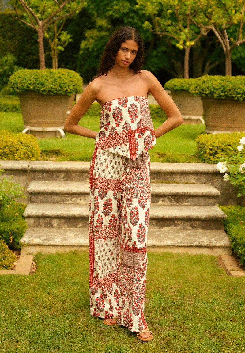 Next WIDE LEG  - Housut - red ecru tile print