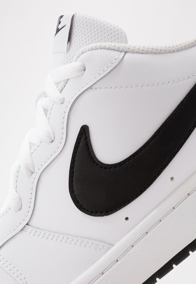 Nike Sportswear Court Borough 2 Trainers White Black White Zalando Co Uk
