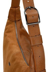 Brązowa skórzana torba na ramię z teksturowanym paskiem, srebrną klamrą i widocznym zamkiem błyskawicznym z boku.