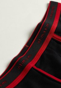 IUMAN Intimissimi Uomo STRETCH MIT LOGO - Úzké boxerky - schwarz/black/intense red