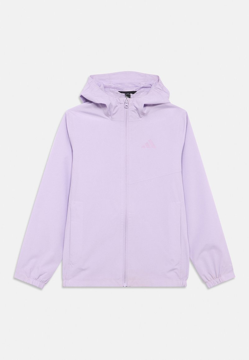 Veste zippée violet clair avec capuche et poignets élastiques. Présente un logo Adidas dans une teinte légèrement plus foncée. Matière lisse et légère.