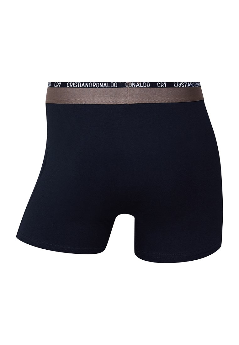Boxers noirs en tissu doux, avec une ceinture contrastante marron portant la marque CR7 et le nom de Cristiano Ronaldo.