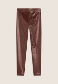Leggings in pelle sintetica di un profondo bordeaux, con una texture liscia e una vita alta. Design aderente con una silhouette elegante.