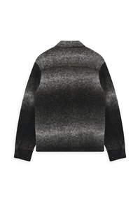 Chaqueta de mezcla de lana, con degradado en negro y gris, mangas largas, cuello pointed, detalles de botones en los puños, acabado texturizado, corte relajado.