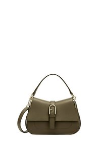 Sac à main en cuir vert olive avec un design structuré et un rabat à fermeture avant. Comprend une poignée courte et une bandoulière amovible.