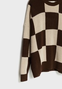 Stradivarius Pullover - brown