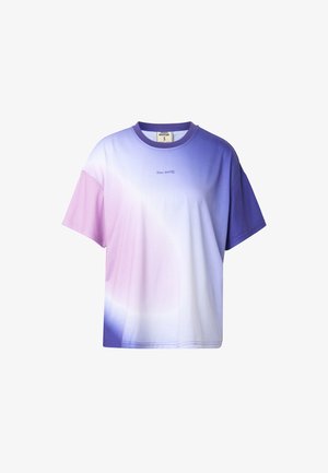 Lyhythihainen ylisuurikokoinen T-paita, jossa on violetti ja vaaleanpunainen liukuväri, pyöreä pääntie ja pieni "Just Rhyse" -teksti rinnassa.