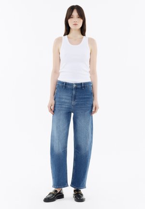 BARREL - Wide Leg - crispy denim