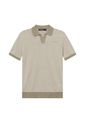 Polo de manga corta con rayas horizontales en beige y blanco, con cuello y puños beige, y pequeño logo de la marca en el pecho.