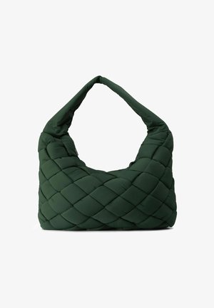 Zielona torebka hobo z pikowaną fakturą, wykonaną z miękkiego, wyściełanego materiału, z jedną szeroką ramiączkiem.