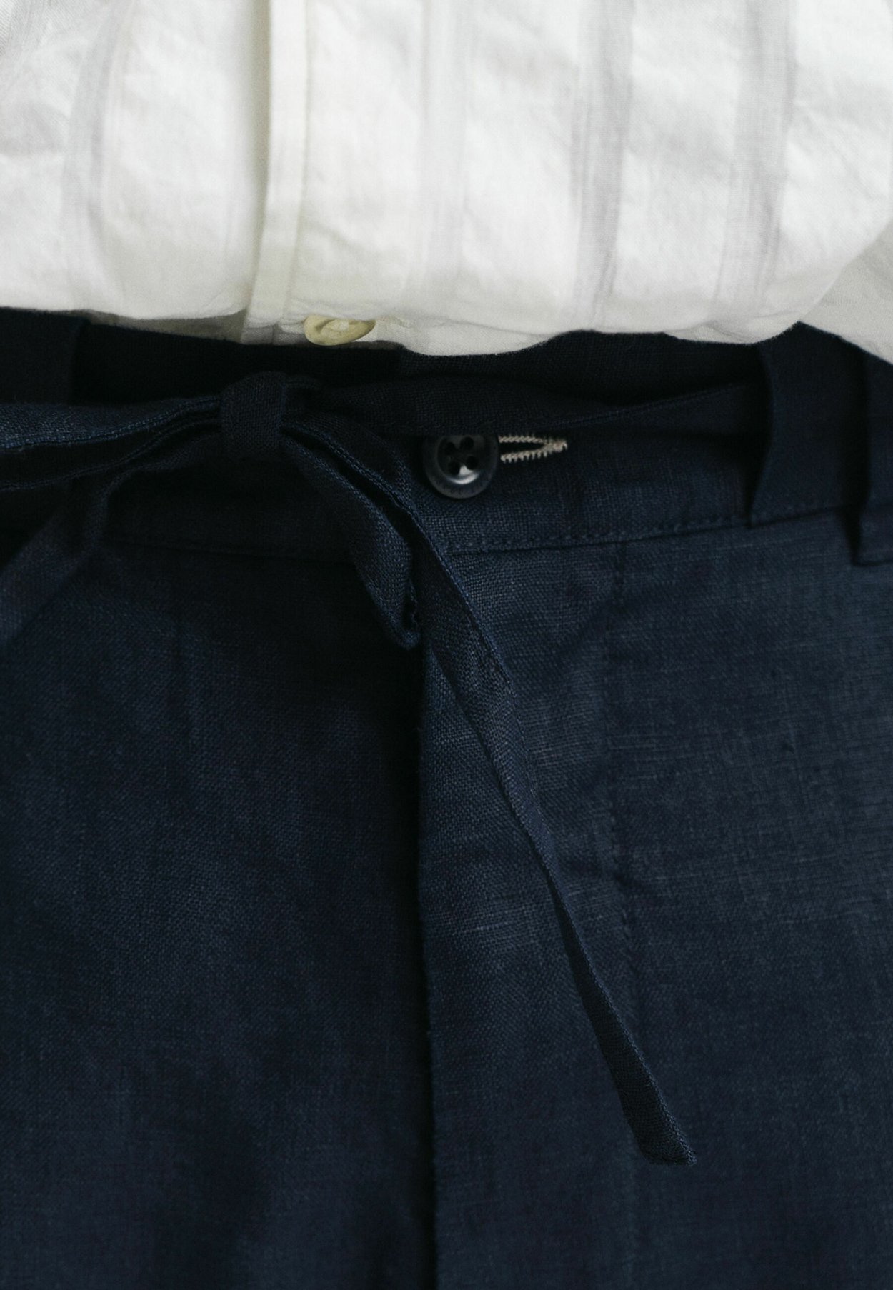 RELAXED FIT