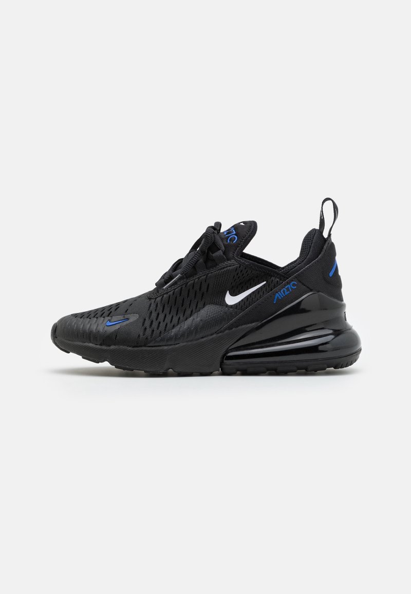 Sneaker Nike Air Max 270 noire avec des accents bleus, tige en mesh, semelle avec coussin d’air visible et languette au talon, vue de côté.