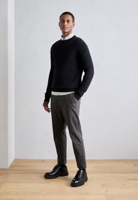 Scotch & Soda ESSENTIAL DRIFT REGULAR TAPERED - Chinos - vinyl