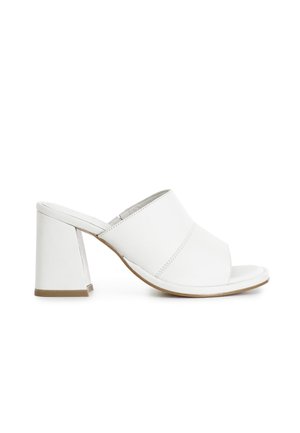 Mules med hæl - white
