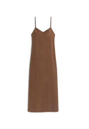 Robe midi marron sans manches avec fines bretelles et décolleté en V, présentant un design simple à coupe droite.