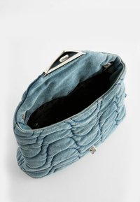 Next QUILTED - Umhängetasche - blue