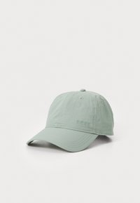 Unselected, open green