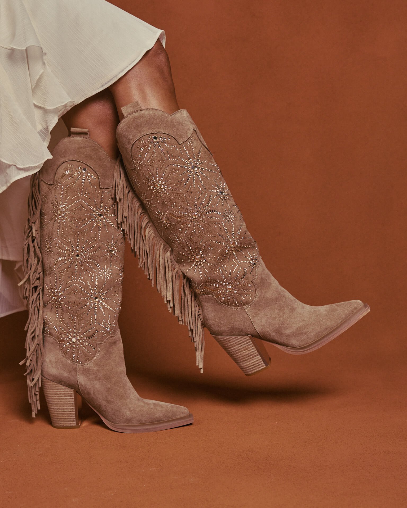 Dakaela Bottes De Cowboy Pour Femmes Bottes Western Hauteur Genou Bout Pointu Talon Pais Enfiler Chaussures D Hiver