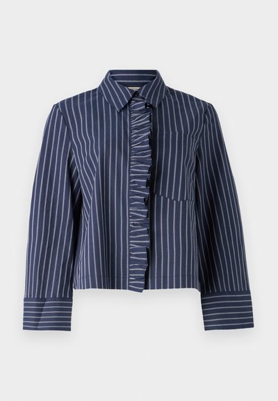 Marine gestreepte shirt met een ger impte voorkant, een borstzak en lange mouwen, gemaakt van stof met een zachte textuur en een gestructureerde kraag.