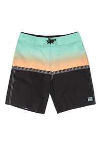 Herre boardshorts med en mintgrøn til orange gradient på den øverste halvdel og en ensfarvet sort nederste halvdel, sort snor i livet og blå bølge mønster akcent.