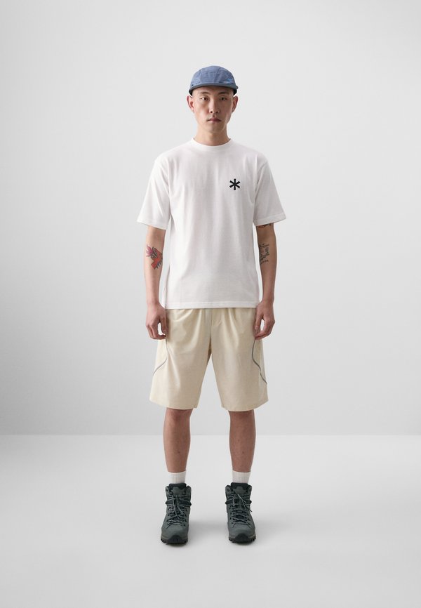 BACK LOGO UNISEX - Basic T-shirt3