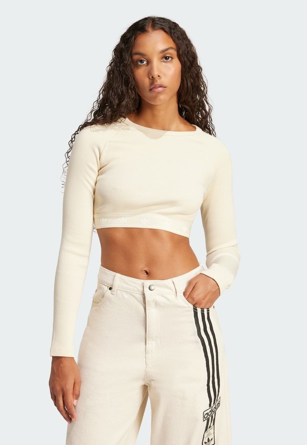 RIBBED LONG SLEEVE CROP - Long sleeved top