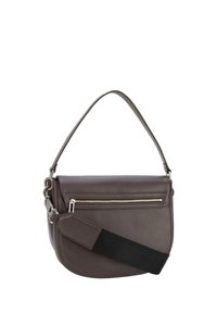 Borsa a tracolla in pelle marrone con tasca frontale con cerniera, tracolla regolabile e texture liscia. Forma arrotondata con design minimalista.