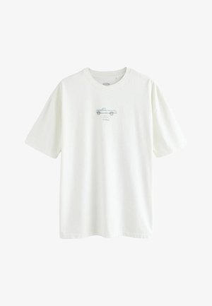 Weißes Baumwoll-T-Shirt mit kurzen Ärmeln, das ein Vintage-Ford-Truck-Motiv in Blau und Grau zeigt, zentriert auf der Brust.