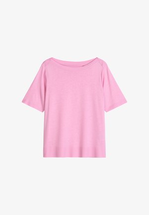 Lichtroze gebreide top met korte mouwen, een brede ronde halslijn en geribbelde boorden aan de mouwen en onderkant.